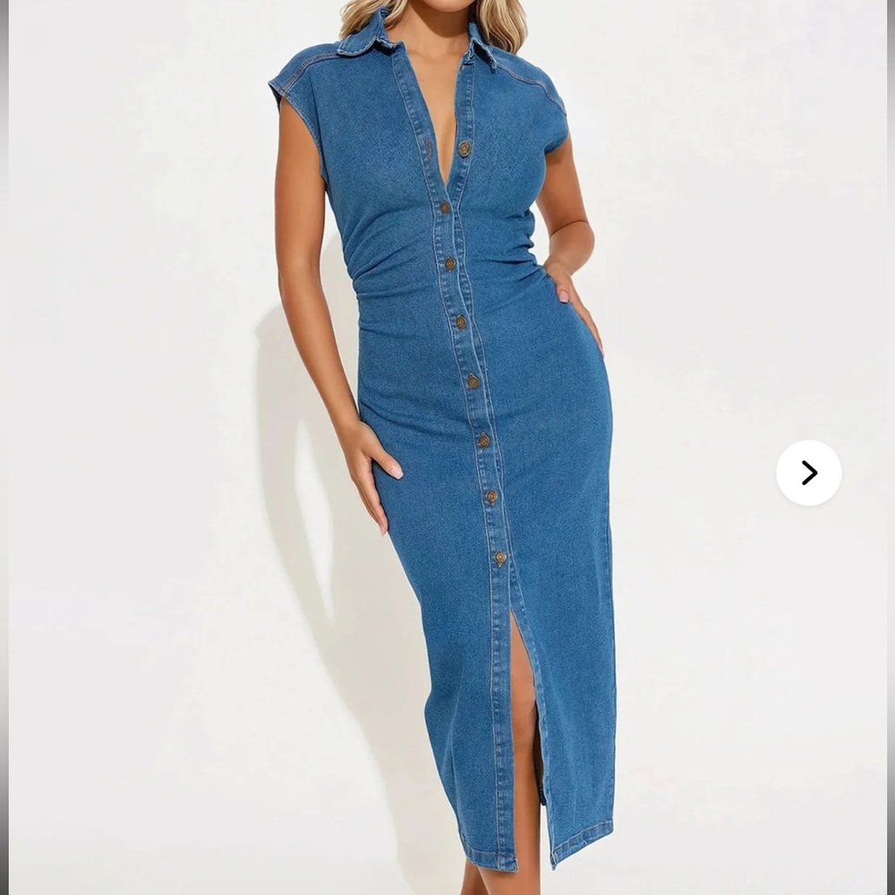 NWOT Fashion Nova Denim Midi Dress